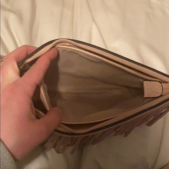 Fringe mauve/pink purse - Picture 4 of 8